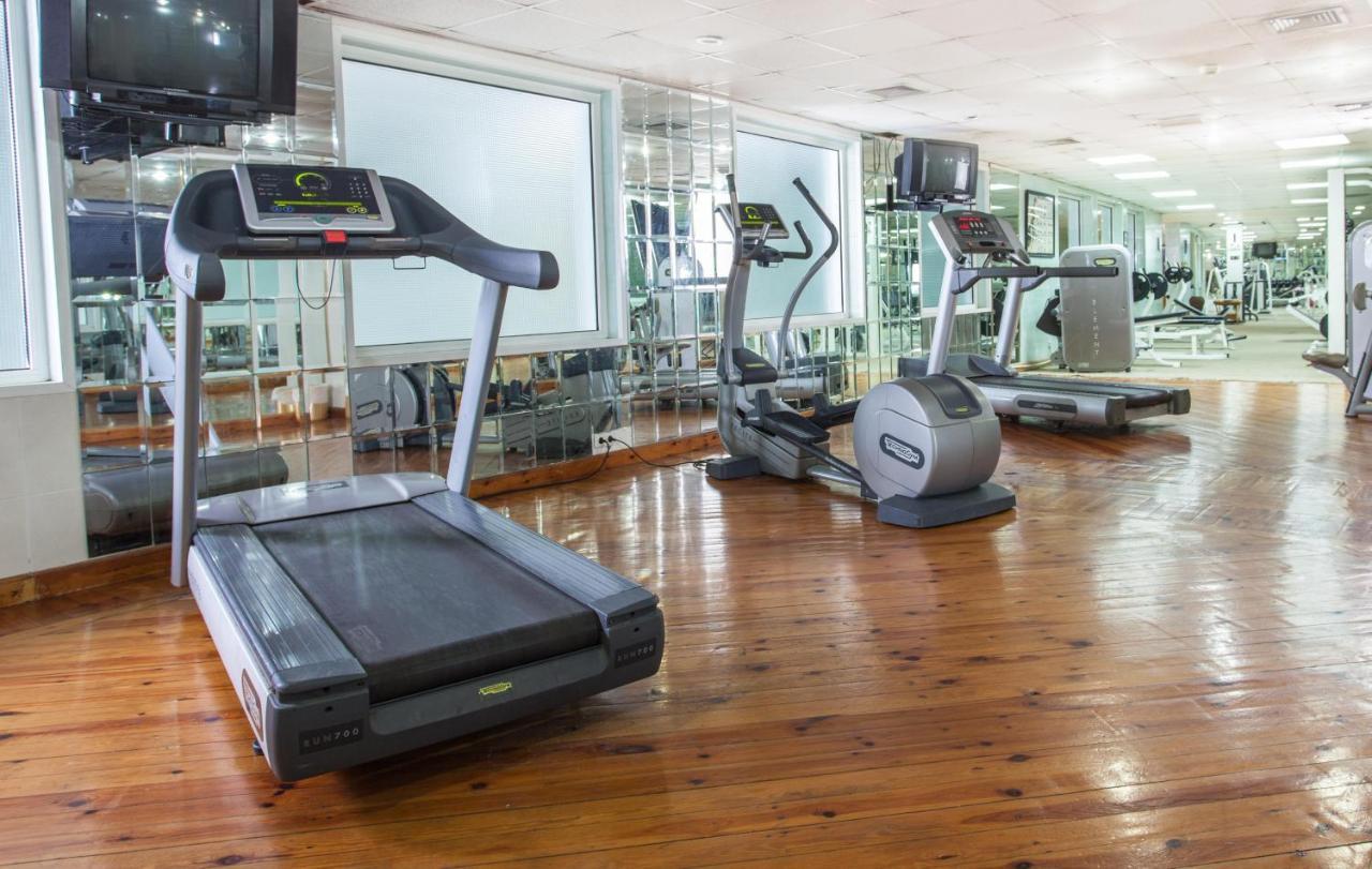 朱莉维尔高尔夫度假村 沙姆沙伊赫 外观 照片 A treadmill